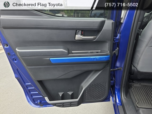 2025 Toyota Tacoma TRD Off-Road photo 36