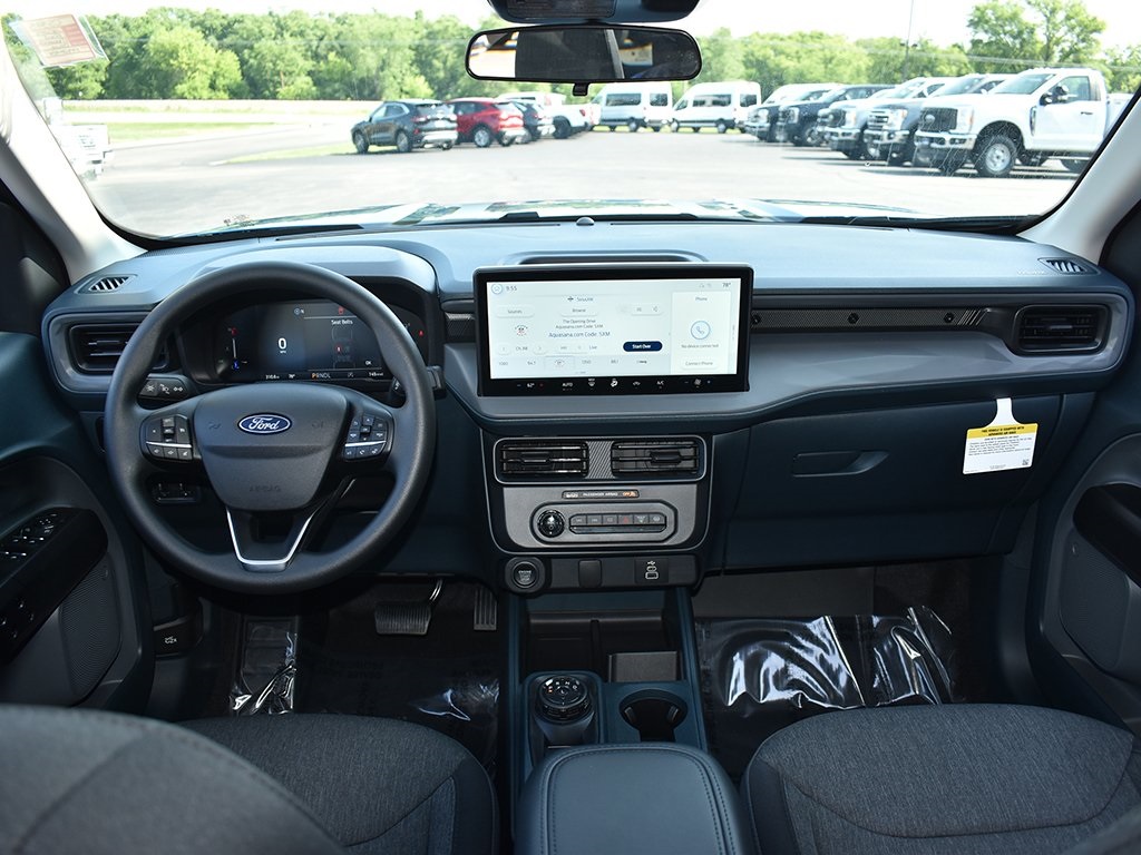 2025 Ford Maverick XLT photo 3