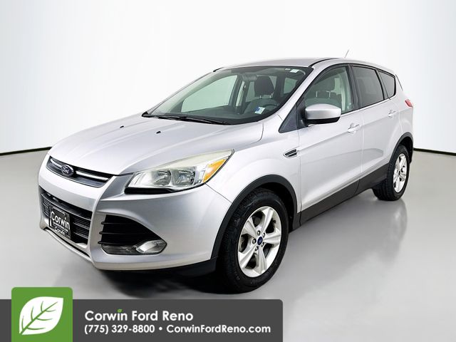 2014 Ford Escape SE photo 2