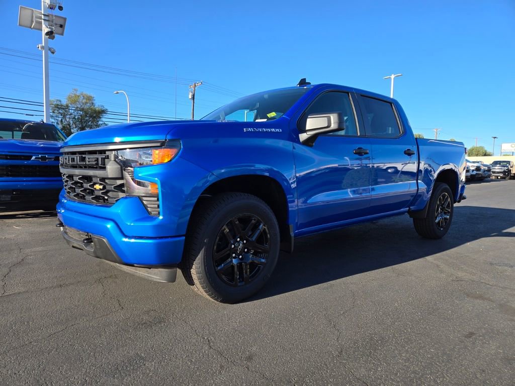 2026 Chevrolet Silverado 1500 Custom photo 2