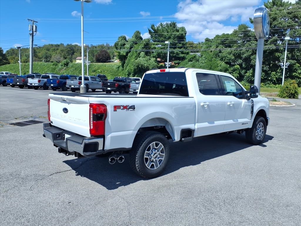 2026 Ford F-250 Lariat photo 12