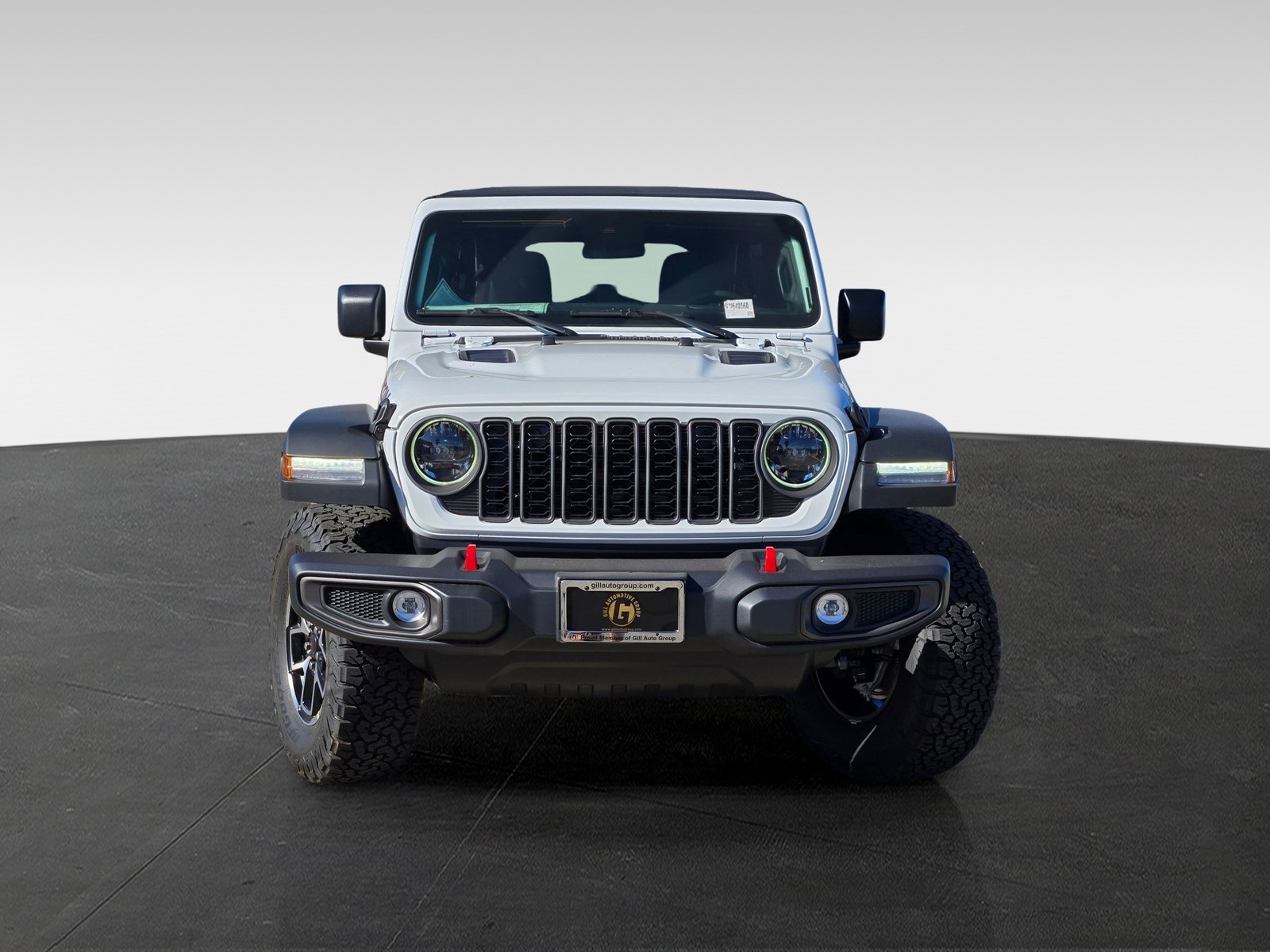 2025 Jeep Wrangler Rubicon photo 2