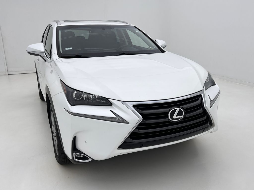 2016 Lexus NX 200t Luxury photo 4