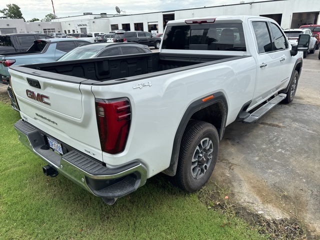 Used 2025 White GMC SLT image 6