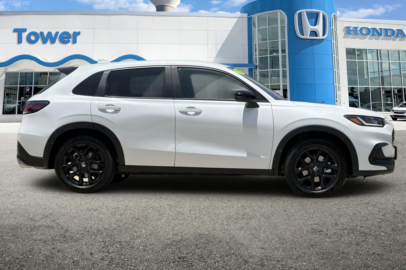 2025 Honda HR-V Sport photo 2