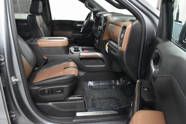 2020 Chevrolet Silverado 1500 High Country photo 11