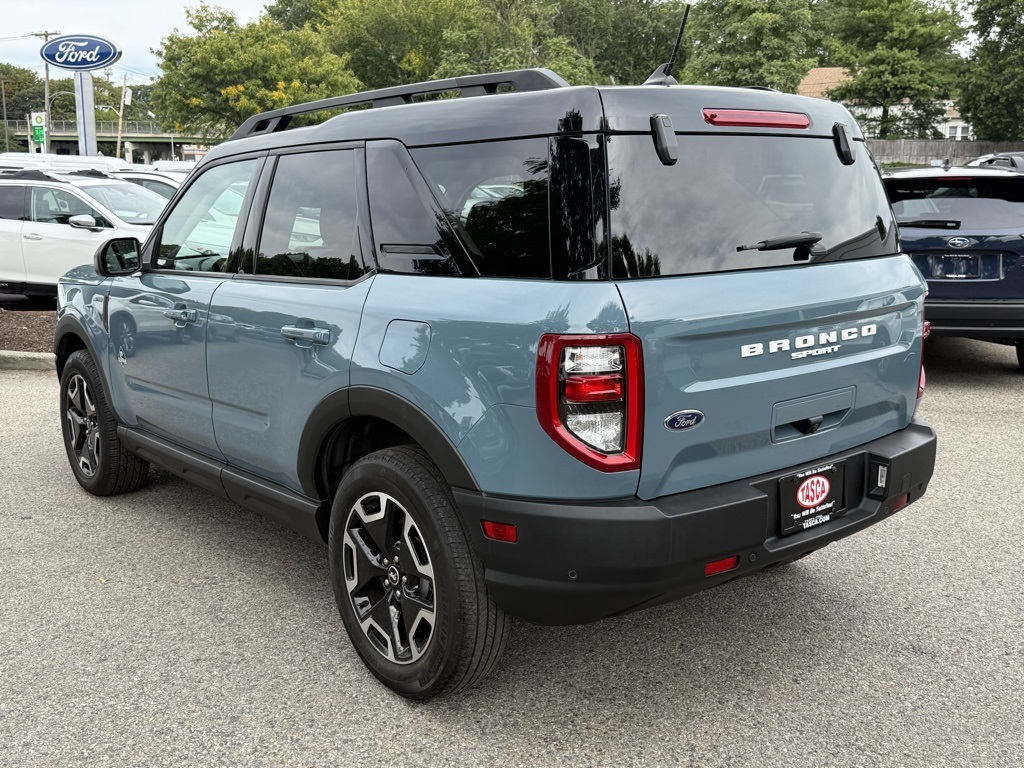 2022 Ford Bronco Sport Outer Banks photo 8