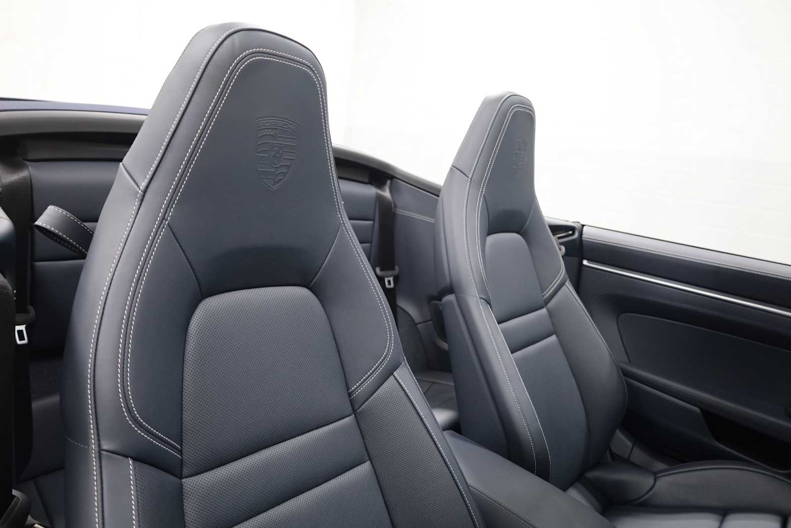 2025 Porsche 911 S photo 18
