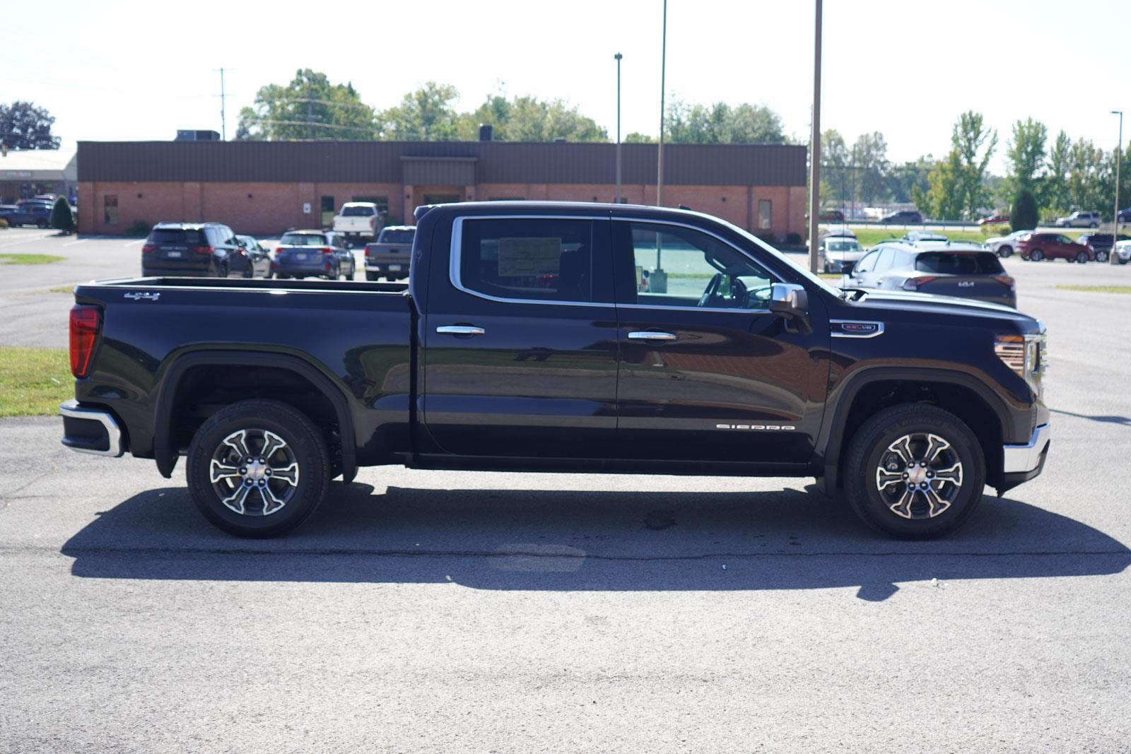 2026 Gmc Sierra 1500 SLT photo 2