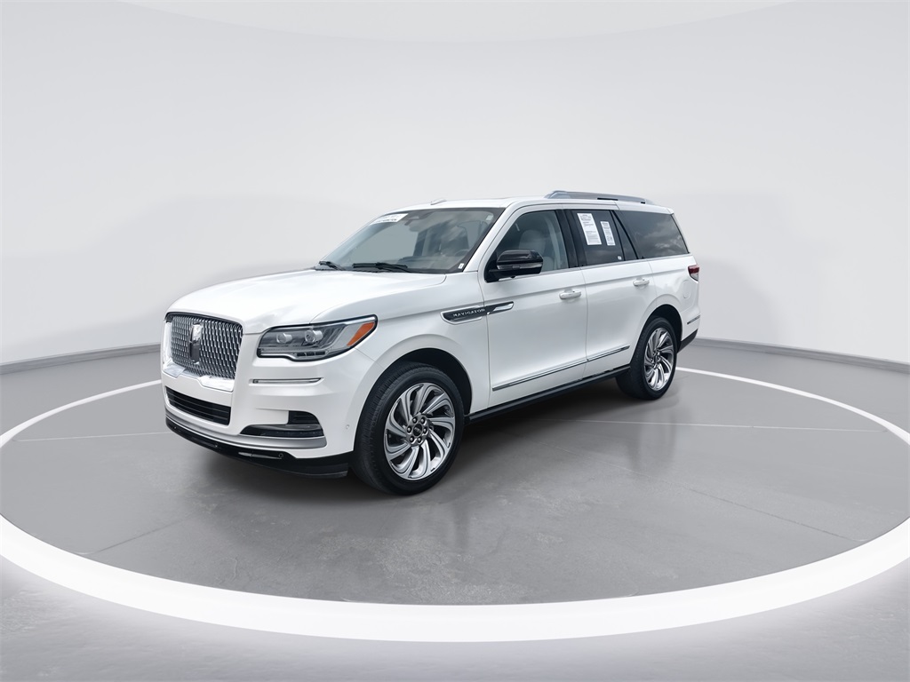 2023 Lincoln Navigator Reserve photo 4