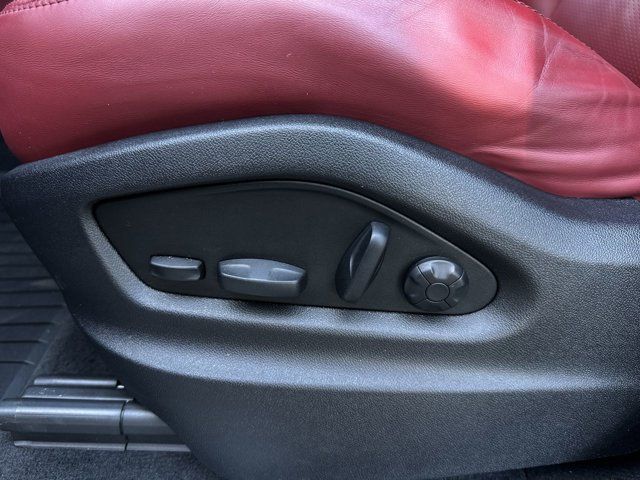 2023 Porsche Cayenne Coupe Base photo 8