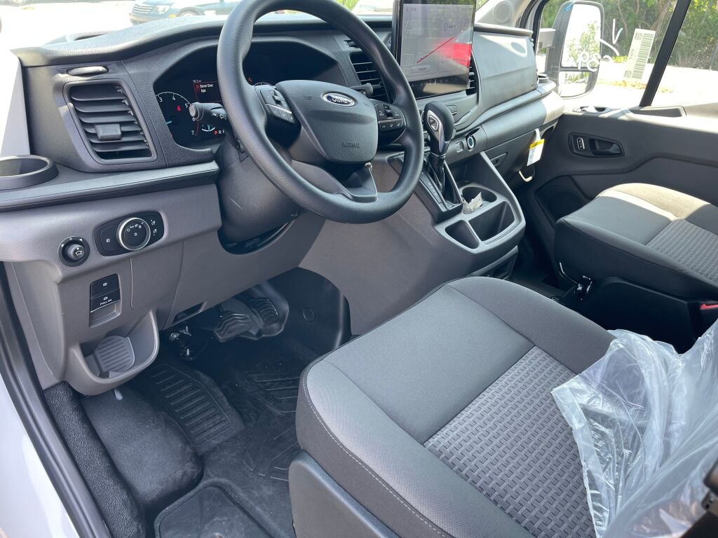 2025 Ford Transit Cargo Van photo 2