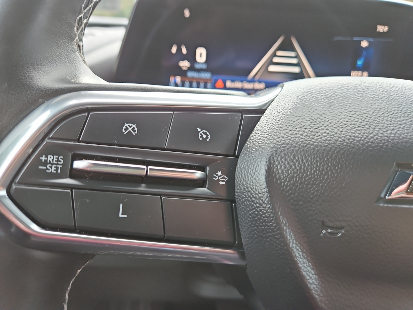 2025 Chevrolet Traverse Z71 photo 23