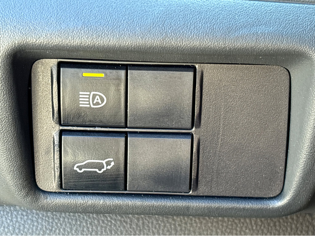 2022 Toyota Highlander XSE photo 2