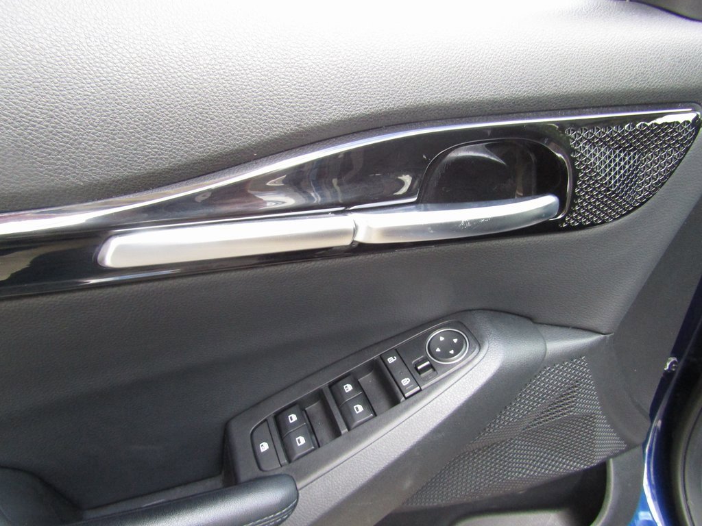 2021 Kia Seltos EX photo 17