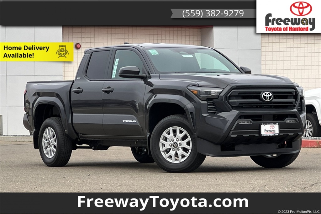 2026 Toyota Tacoma SR5's photo