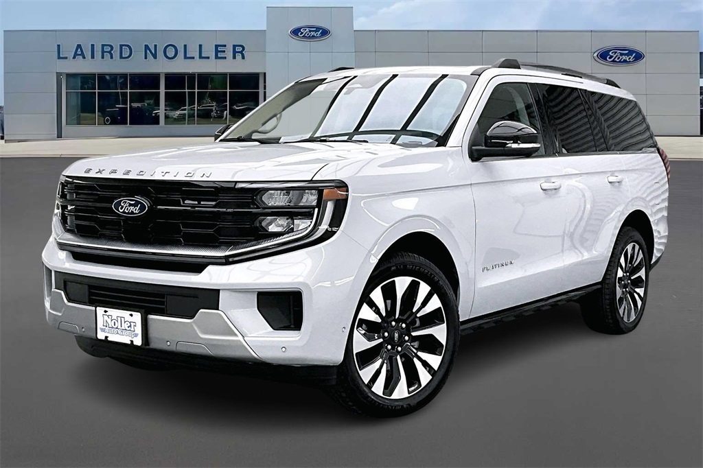 2025 Ford Expedition Platinum's photo