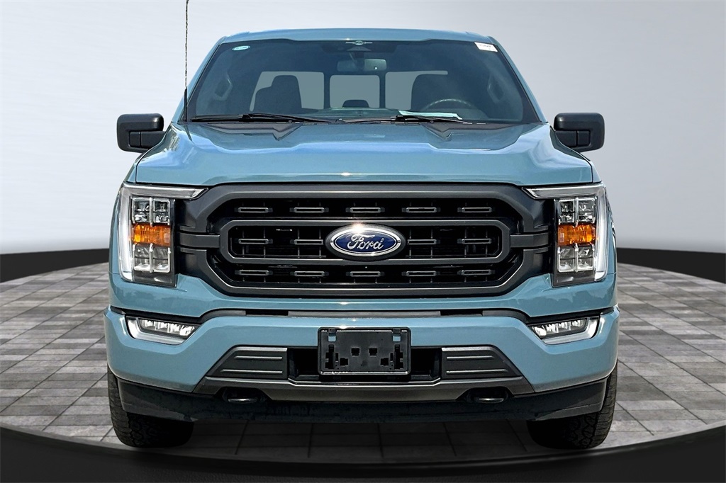 2023 Ford F-150 XLT photo 3