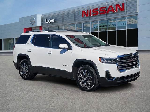 2023 GMC Acadia SLT's photo