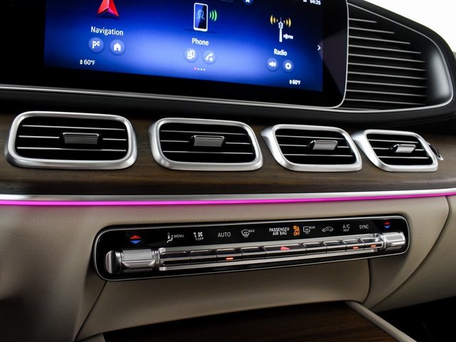 2026 Mercedes Benz GLS 450 4MATIC photo 18