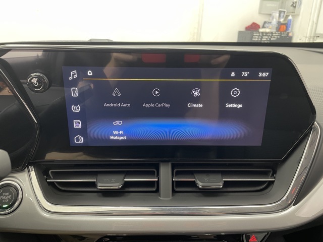 2026 Chevrolet Trax LT photo 2