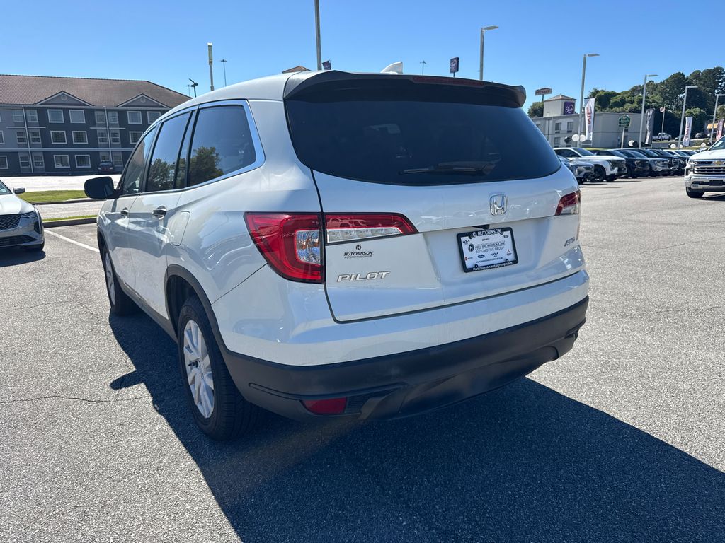 2019 Honda Pilot LX photo 5