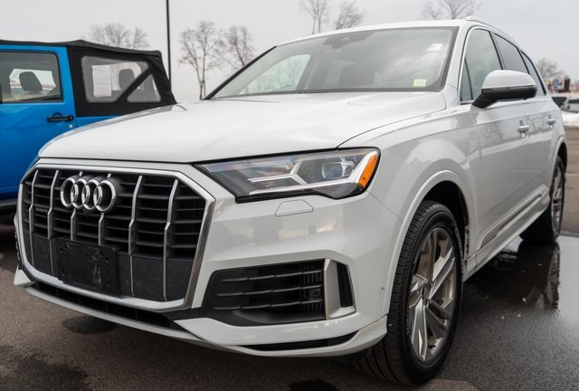 2020 Audi Q7 Premium Plus's photo