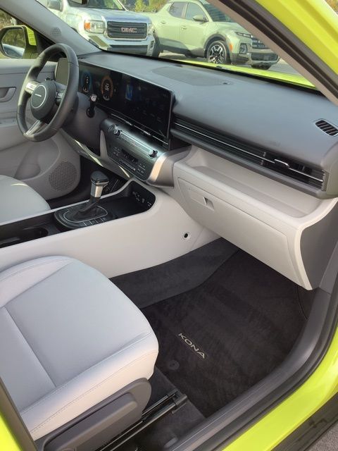 2024 Hyundai Kona SEL photo 21