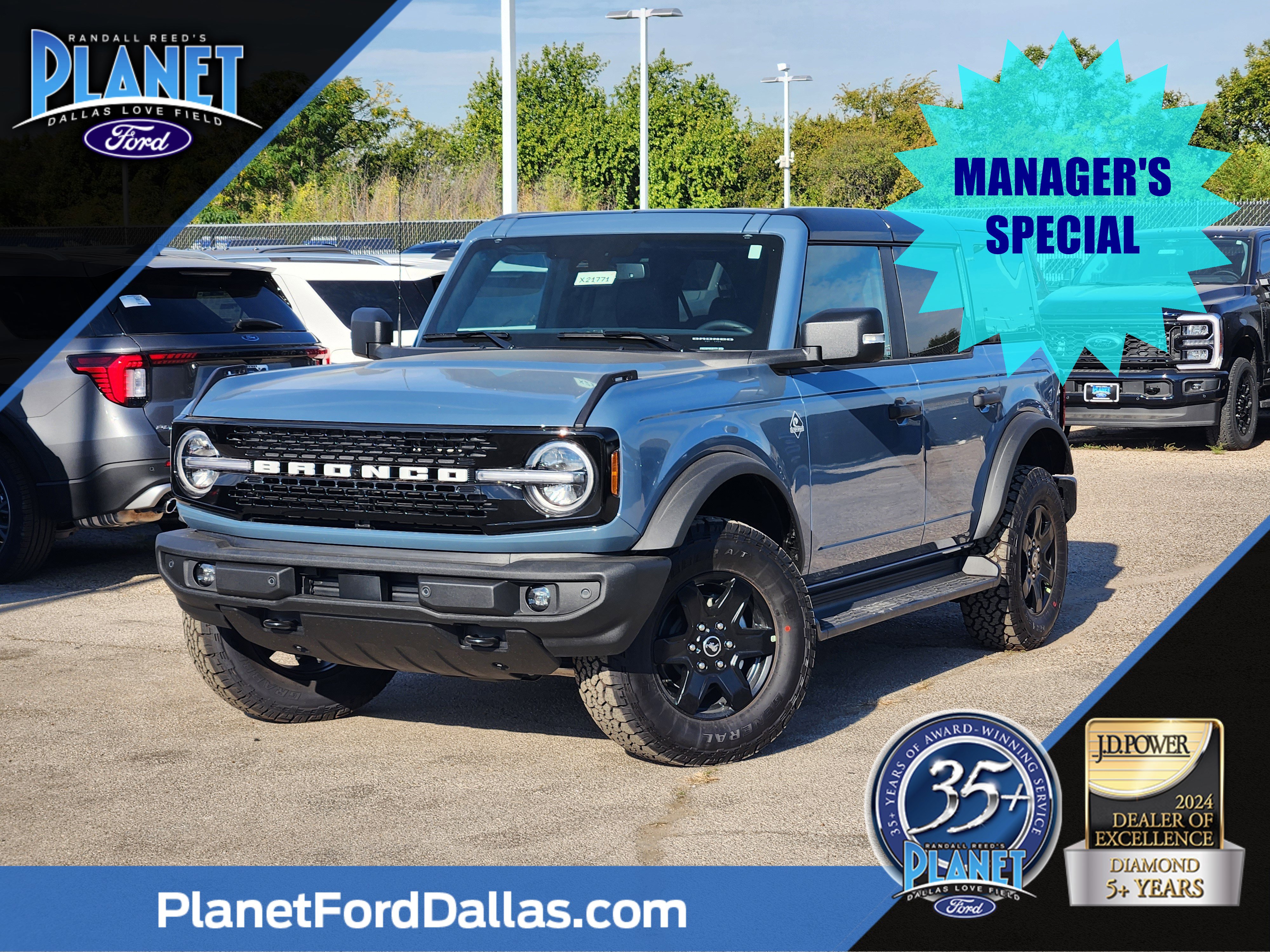 2025 Ford Bronco 4-Door Outer Banks's photo