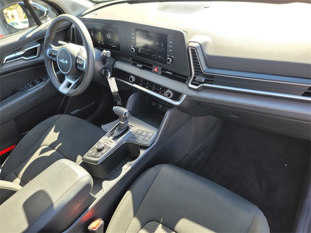 2023 Kia Sportage LX photo 17