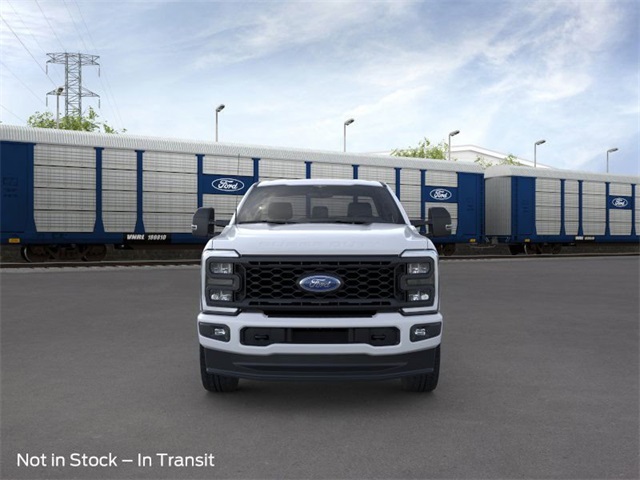2025 Ford F-350 photo 6