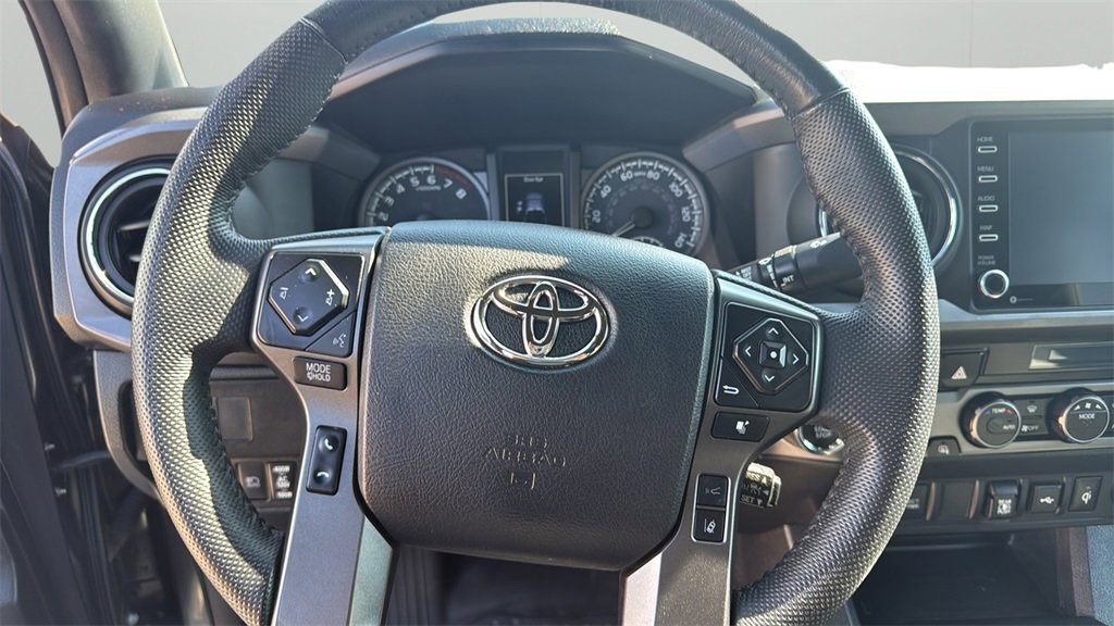2023 Toyota Tacoma TRD Off-Road photo 25
