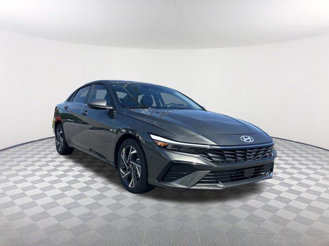 2025 Hyundai Elantra SEL Convenience photo 2