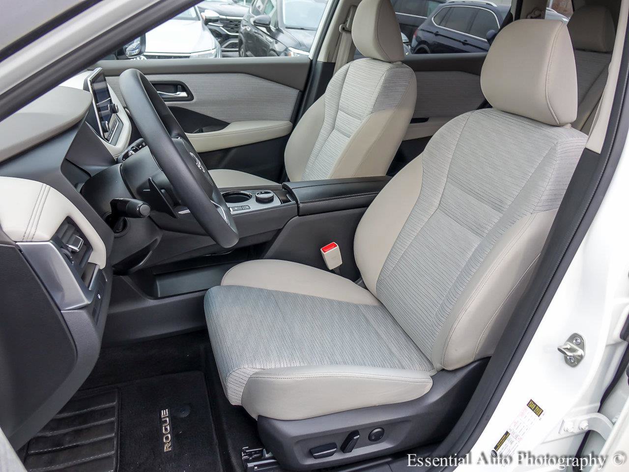 2023 NISSAN ROGUE - Image 7