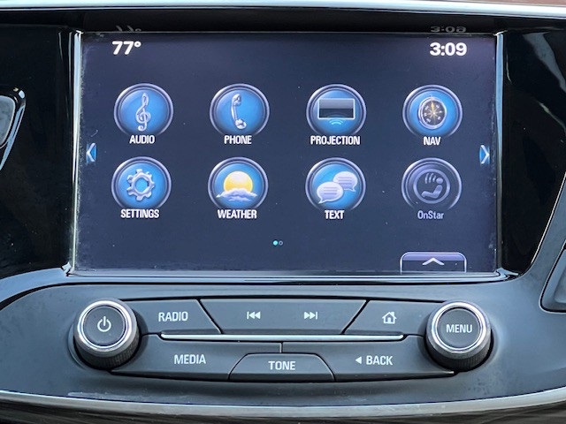 2020 Buick Envision Essence photo 21