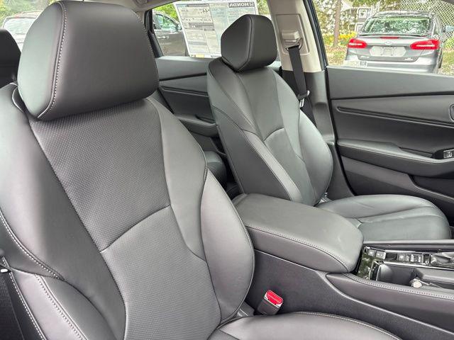 2025 Honda Accord Hybrid Touring photo 21