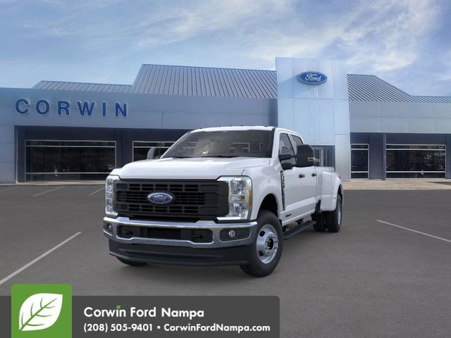 2026 Ford F-350 photo 3