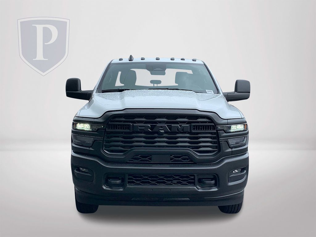2025 Ram 2500 Tradesman photo 2