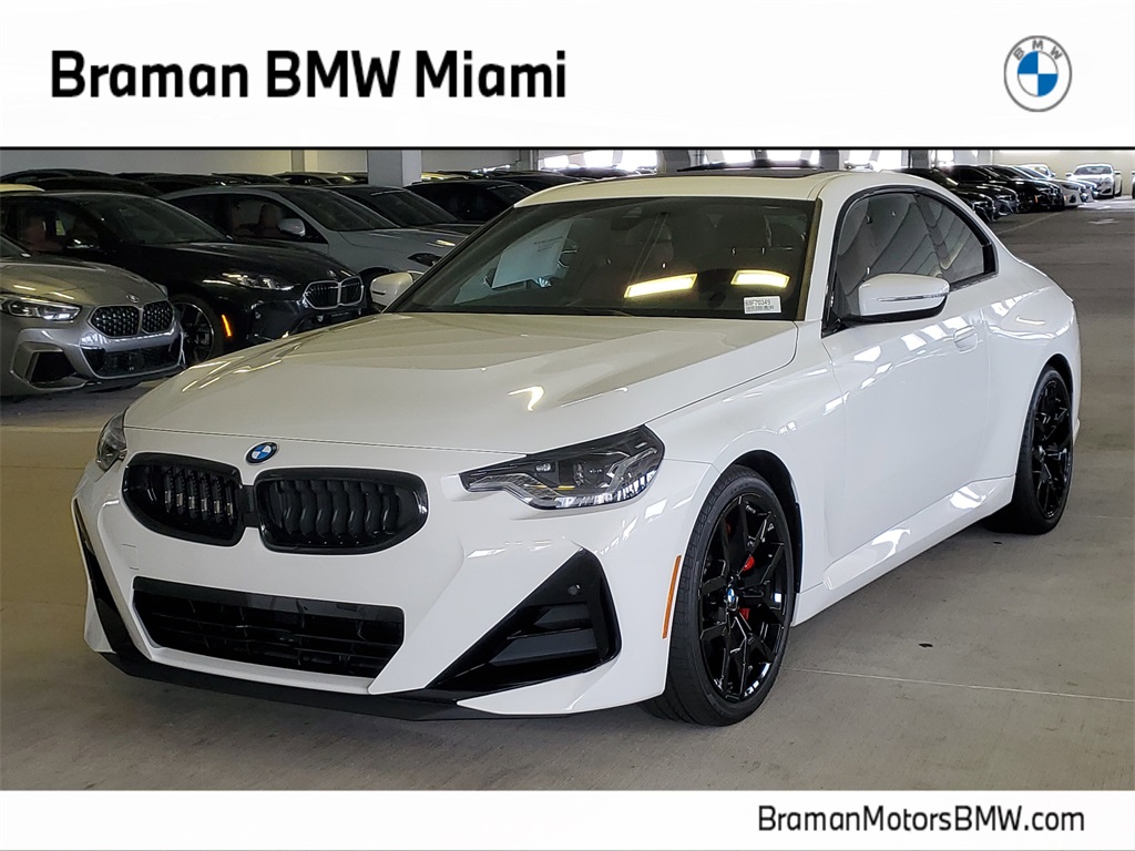 2025 BMW 2 Series 230i's photo