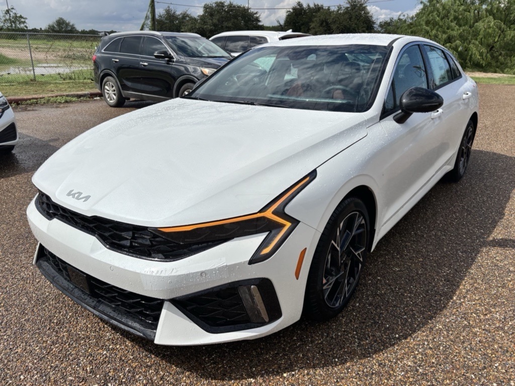 2026 Kia K5 GT-Line photo 3