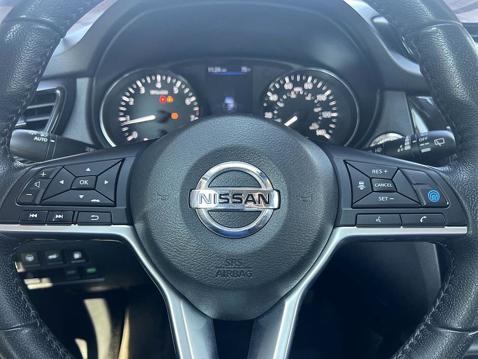 2019 Nissan Rogue SV photo 20