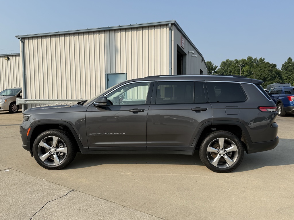 2022 Jeep Grand Cherokee Limited photo 3
