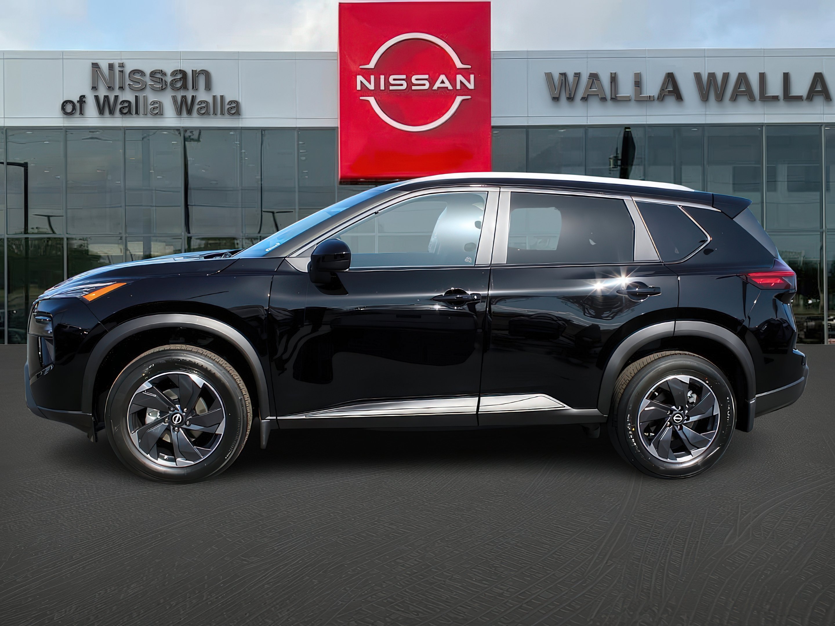 2025 Nissan Rogue SV photo 4