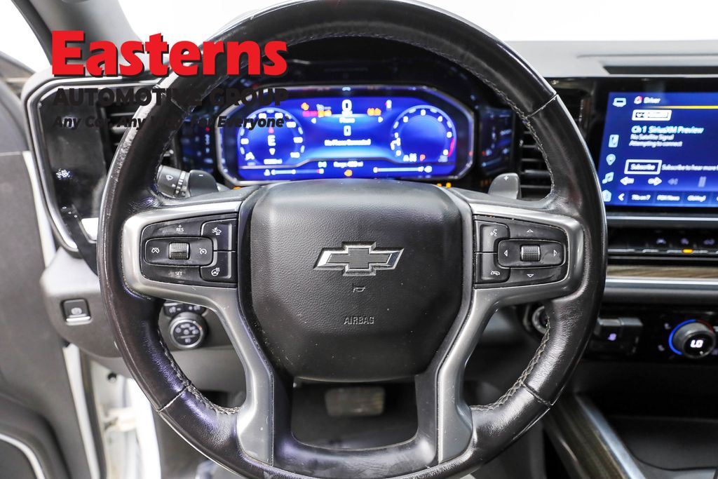 2023 Chevrolet Silverado 1500 RST photo 7