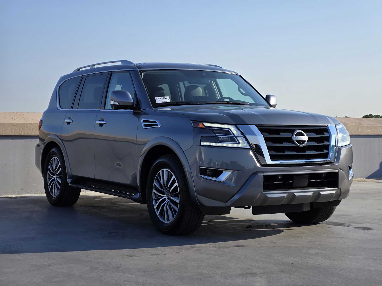 2024 Nissan Armada SL photo 3