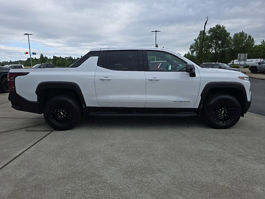 2025 Chevrolet Silverado EV LT photo 6