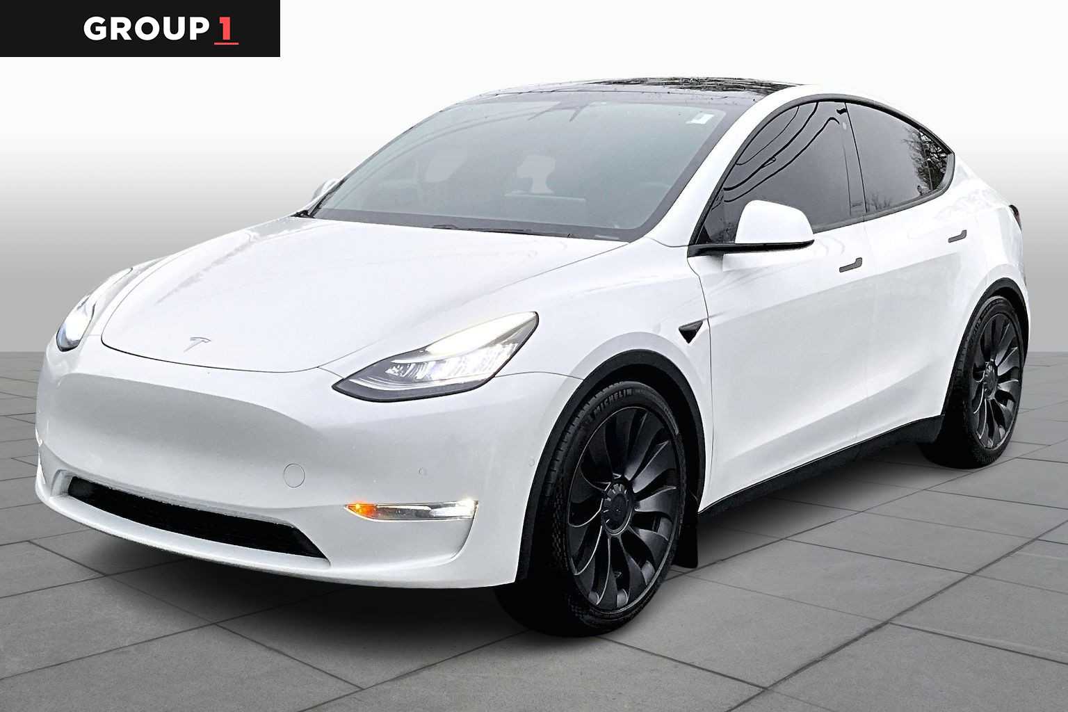 2020 Tesla Model Y Performance's photo