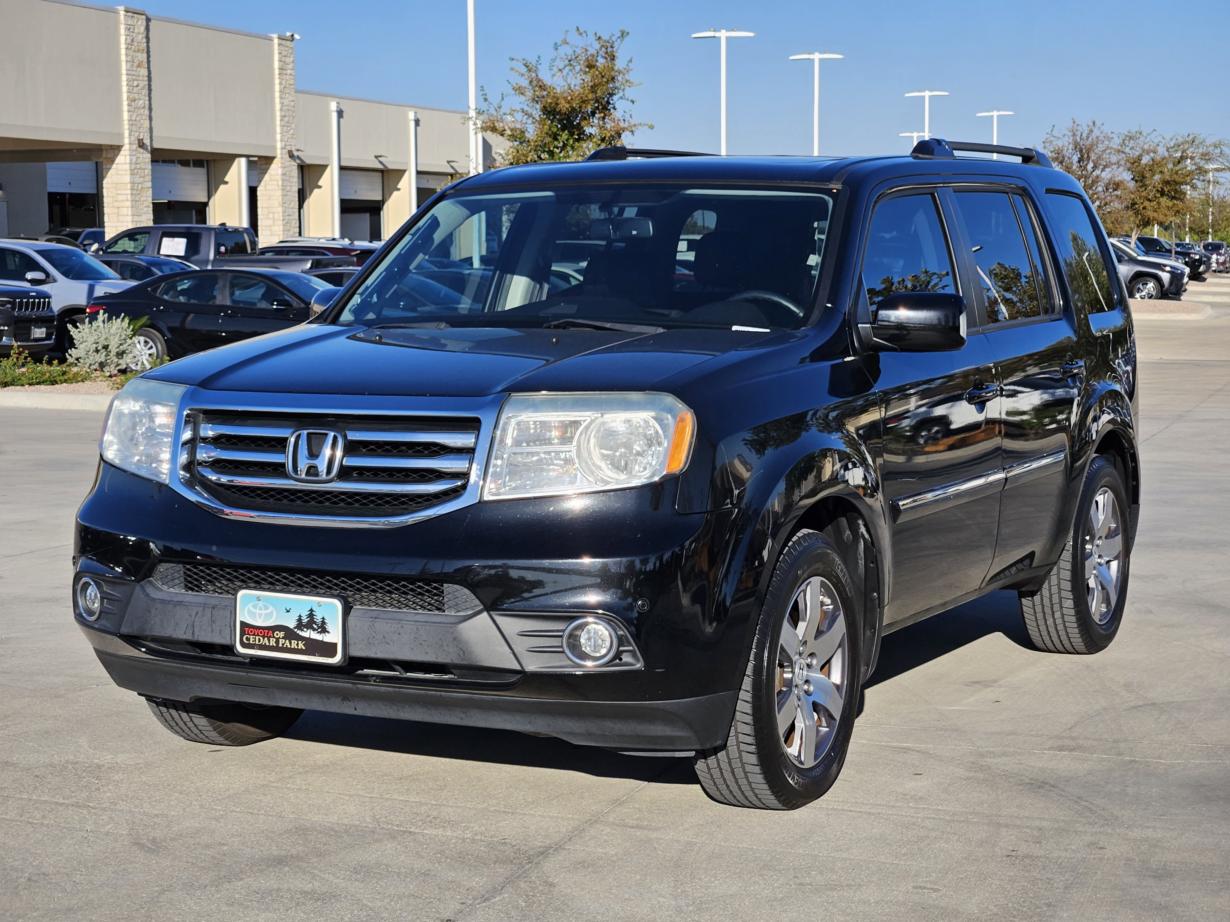Used 2015 Honda Pilot Touring with VIN 5FNYF3H96FB012671 for sale in Leander, TX