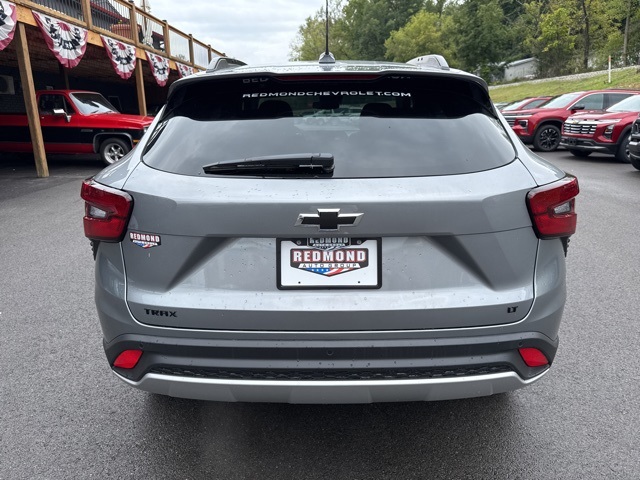 2026 Chevrolet Trax LT photo 7