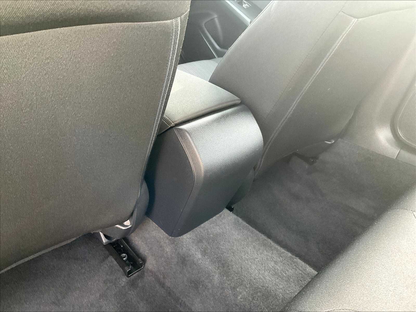 2025 Honda Civic LX photo 27